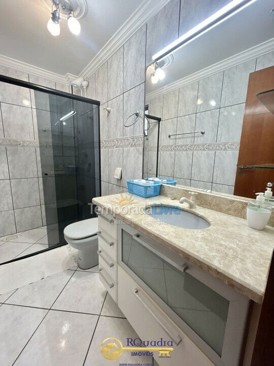 Apartment for vacation rental in Bombinhas (Praia de Bombas)