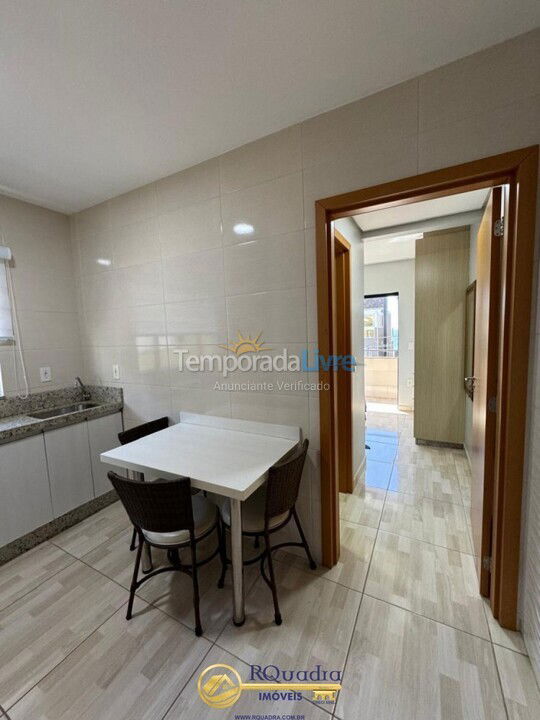 Apartamento para aluguel de temporada em Bombinhas (Praia de Bombas)