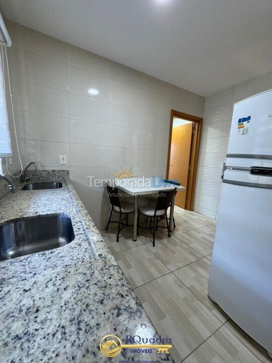Apartamento para aluguel de temporada em Bombinhas (Praia de Bombas)