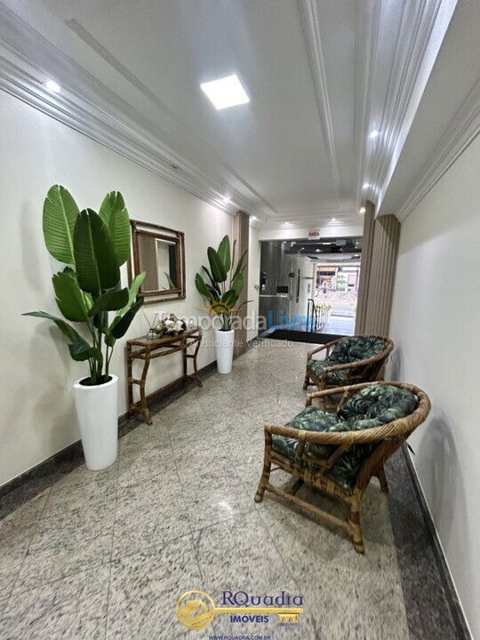 Apartment for vacation rental in Bombinhas (Praia de Bombas)