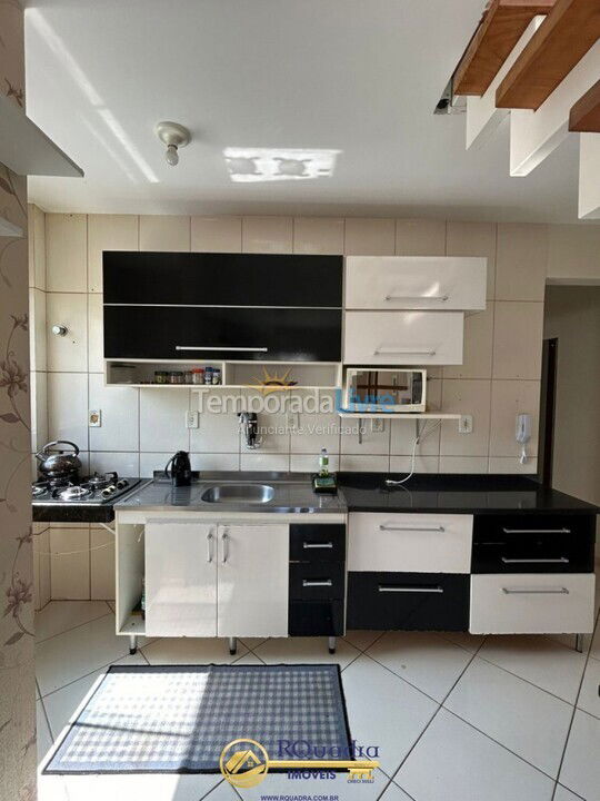 Apartamento para aluguel de temporada em Bombinhas (Praia de Bombas)