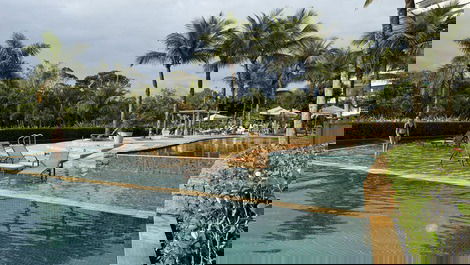 Piscina com prainha