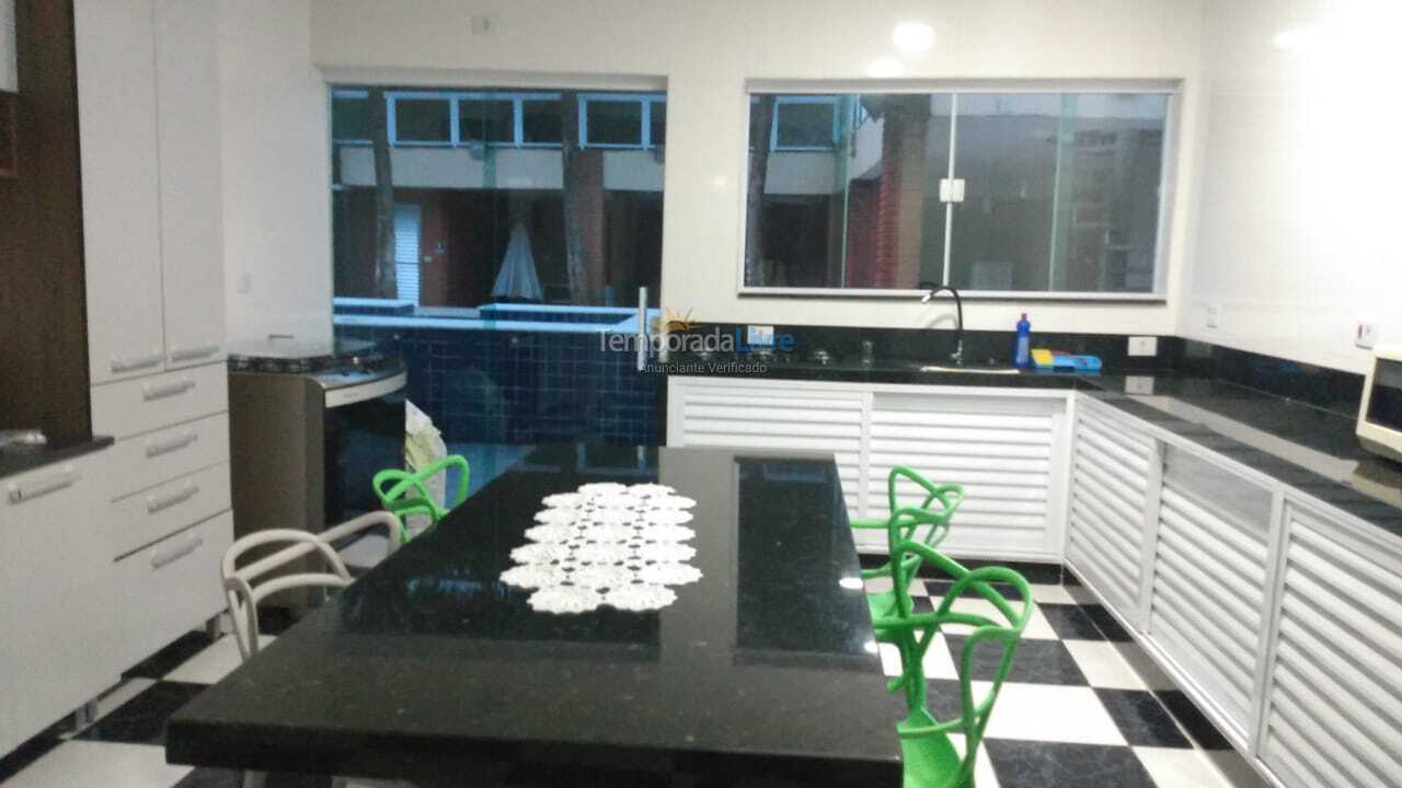 House for vacation rental in Peruíbe (Jardim São Luiz)