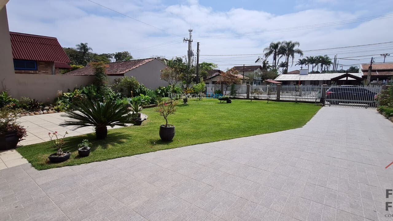 House for vacation rental in São Francisco do Sul (Ubatuba)