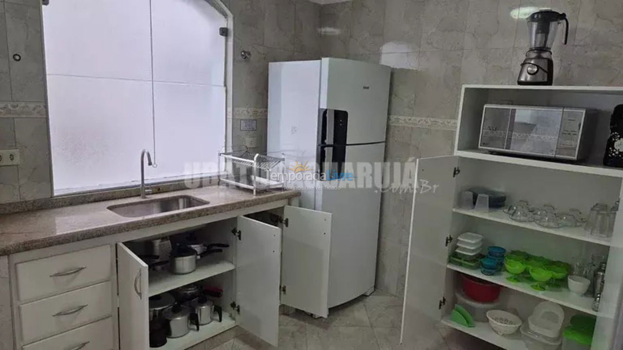 Apartamento para aluguel de temporada em Guaruja (Jardim Belmar)