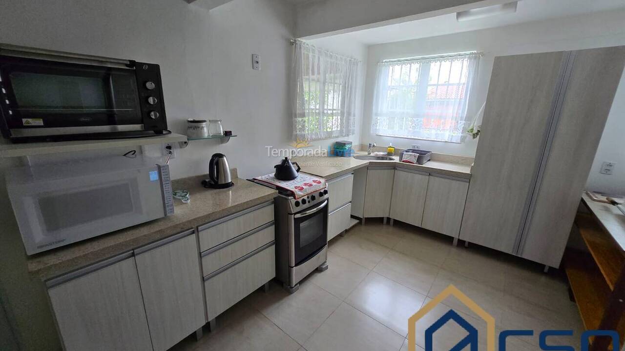 House for vacation rental in Florianopolis (Canasvieiras)