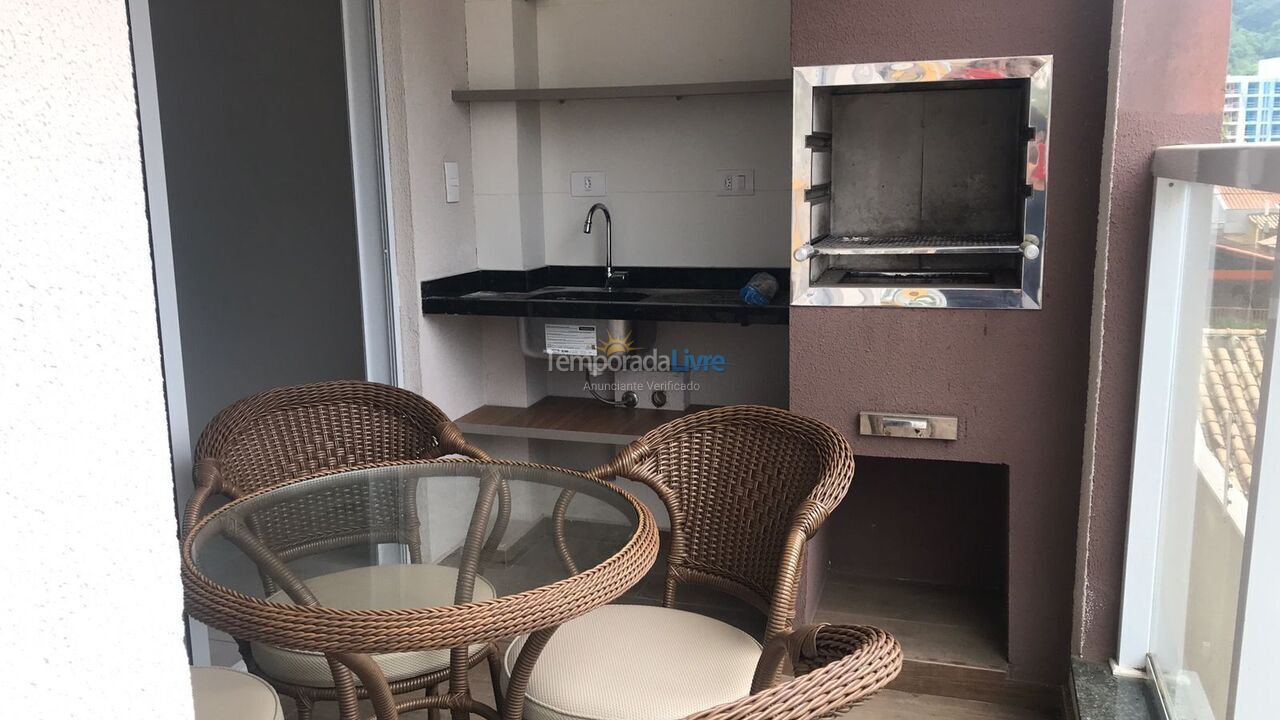 Apartment for vacation rental in Ubatuba (Praia das Toninhas)