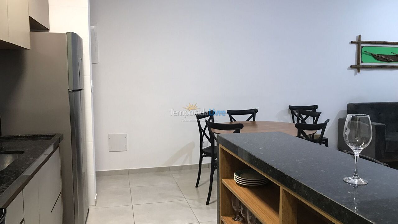 Apartment for vacation rental in Ubatuba (Praia das Toninhas)
