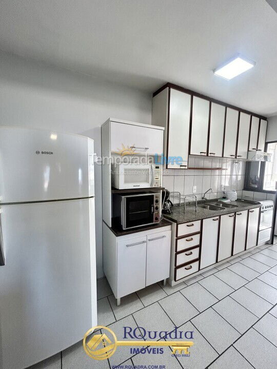 Apartamento para alquiler de vacaciones em Bombinhas (Praia de Bombas)