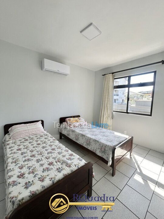Apartamento para alquiler de vacaciones em Bombinhas (Praia de Bombas)