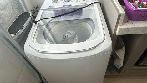 GREAT TWO BEDROOMS AIR CONDITIONED