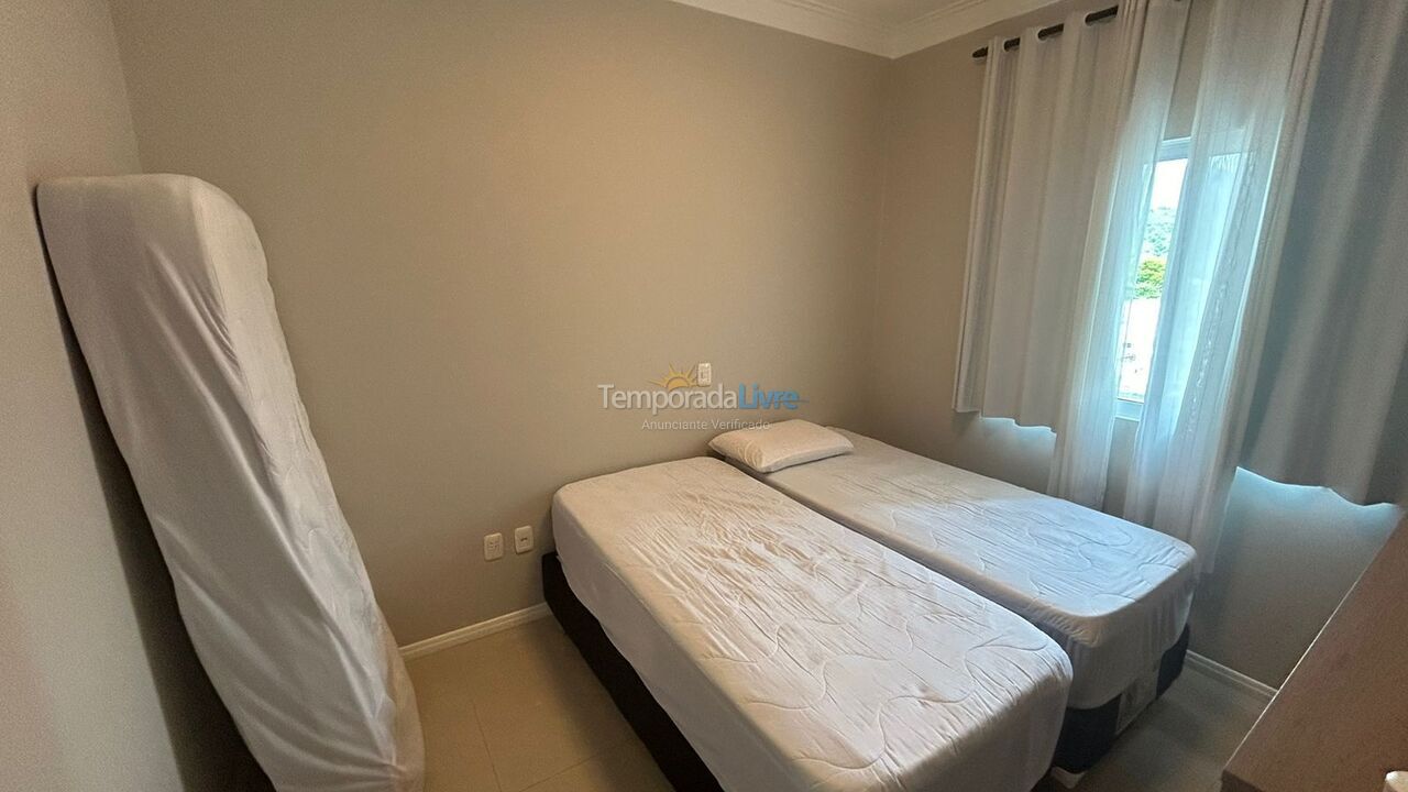 Apartment for vacation rental in Itapema (Centro)