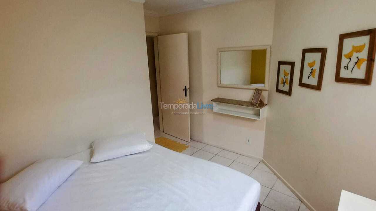 Casa para aluguel de temporada em Itapema (Meia Praia)