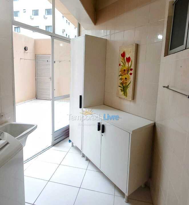 Casa para aluguel de temporada em Itapema (Meia Praia)