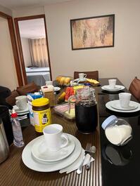 Café ☕️ da manhã delicioso "opcional" à um custo adicional!