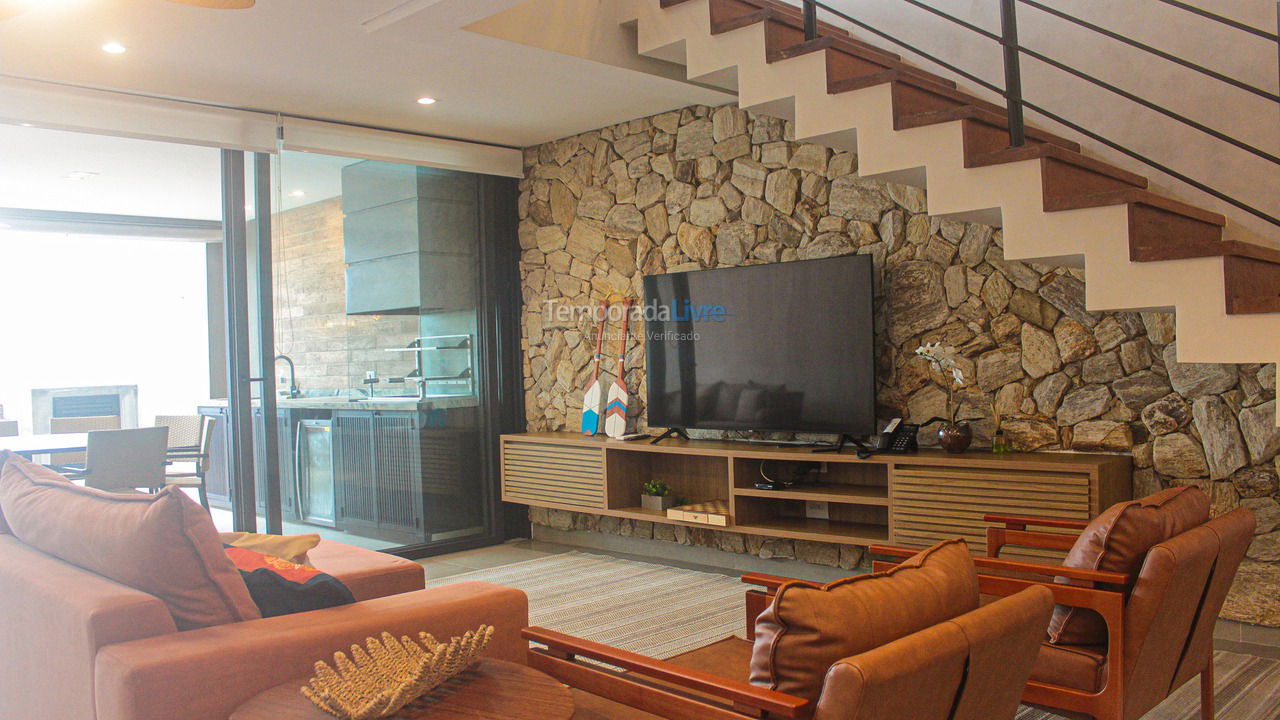 Casa para aluguel de temporada em São Sebastião (Camburi)