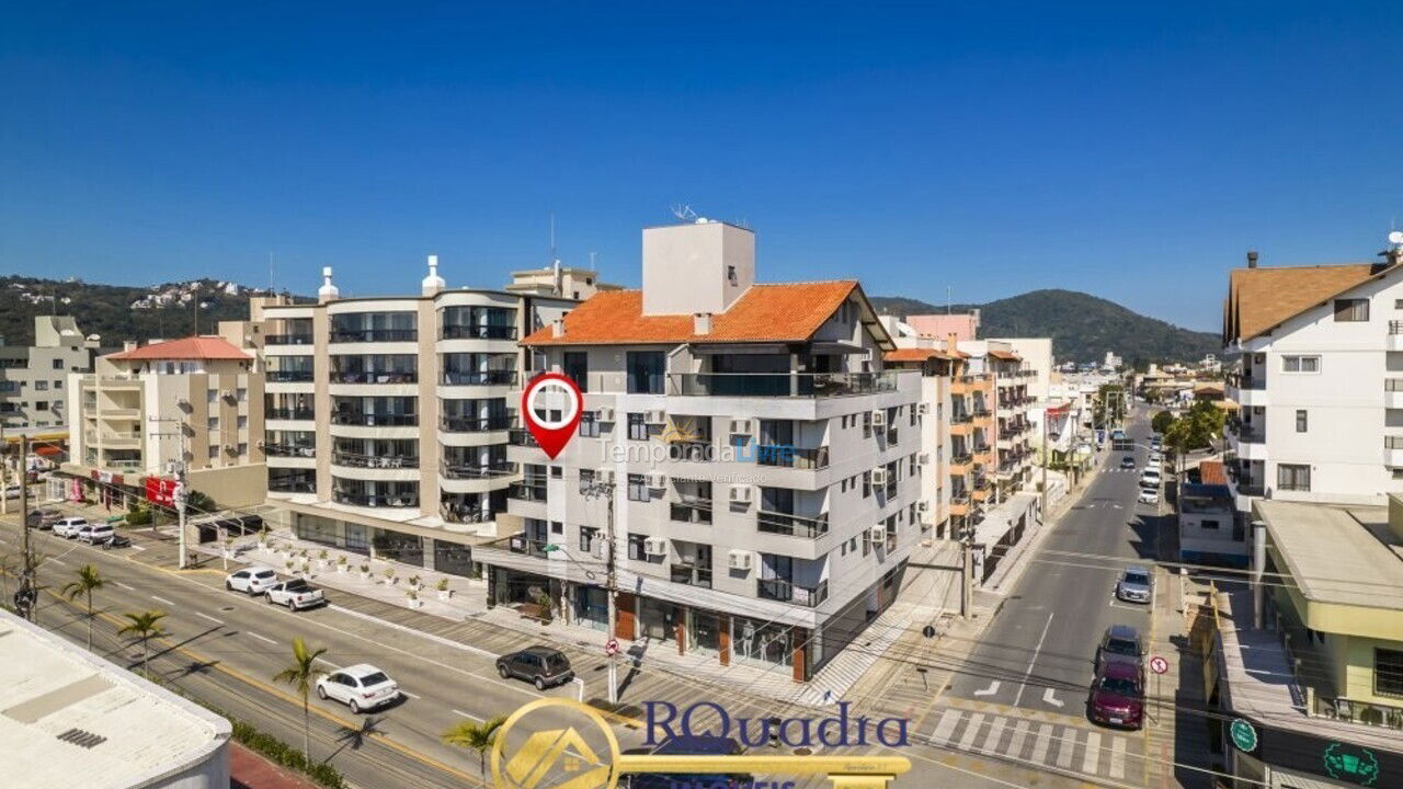 Apartment for vacation rental in Bombinhas (Praia de Bombas)