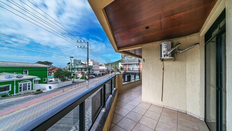 Apartment in Bombinhas for Seasonal Rental