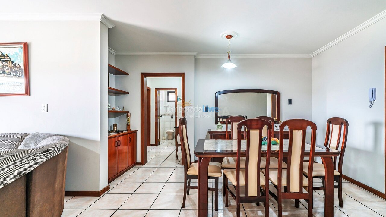Apartment for vacation rental in Bombinhas (Praia de Bombinhas)