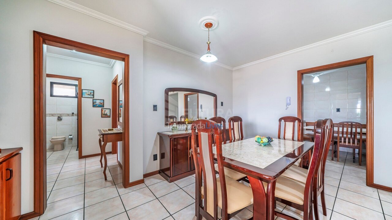 Apartment for vacation rental in Bombinhas (Praia de Bombinhas)