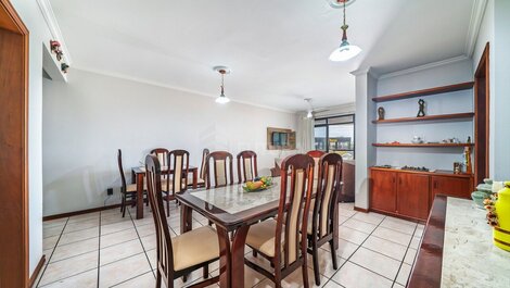 Apartment in Bombinhas for Seasonal Rental