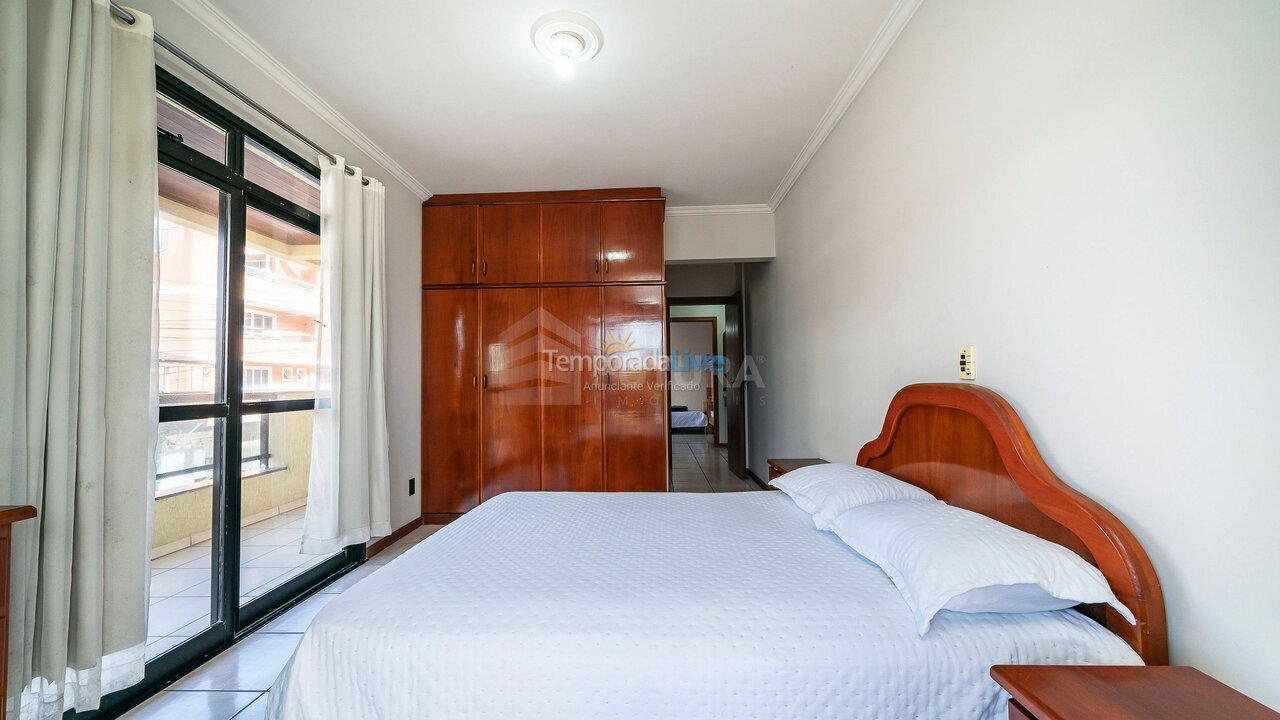 Apartment for vacation rental in Bombinhas (Praia de Bombinhas)
