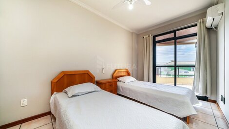 Apartment in Bombinhas for Seasonal Rental