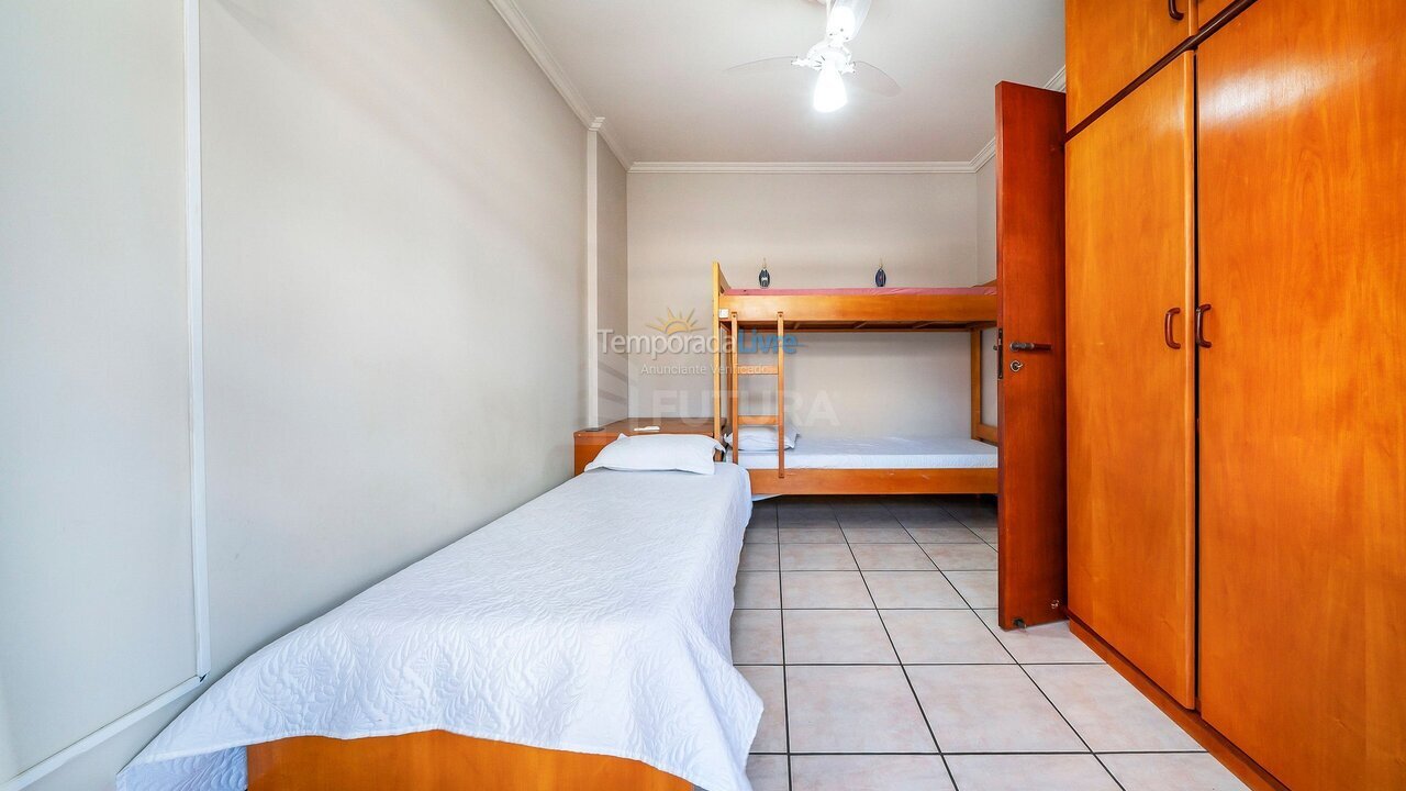 Apartment for vacation rental in Bombinhas (Praia de Bombinhas)