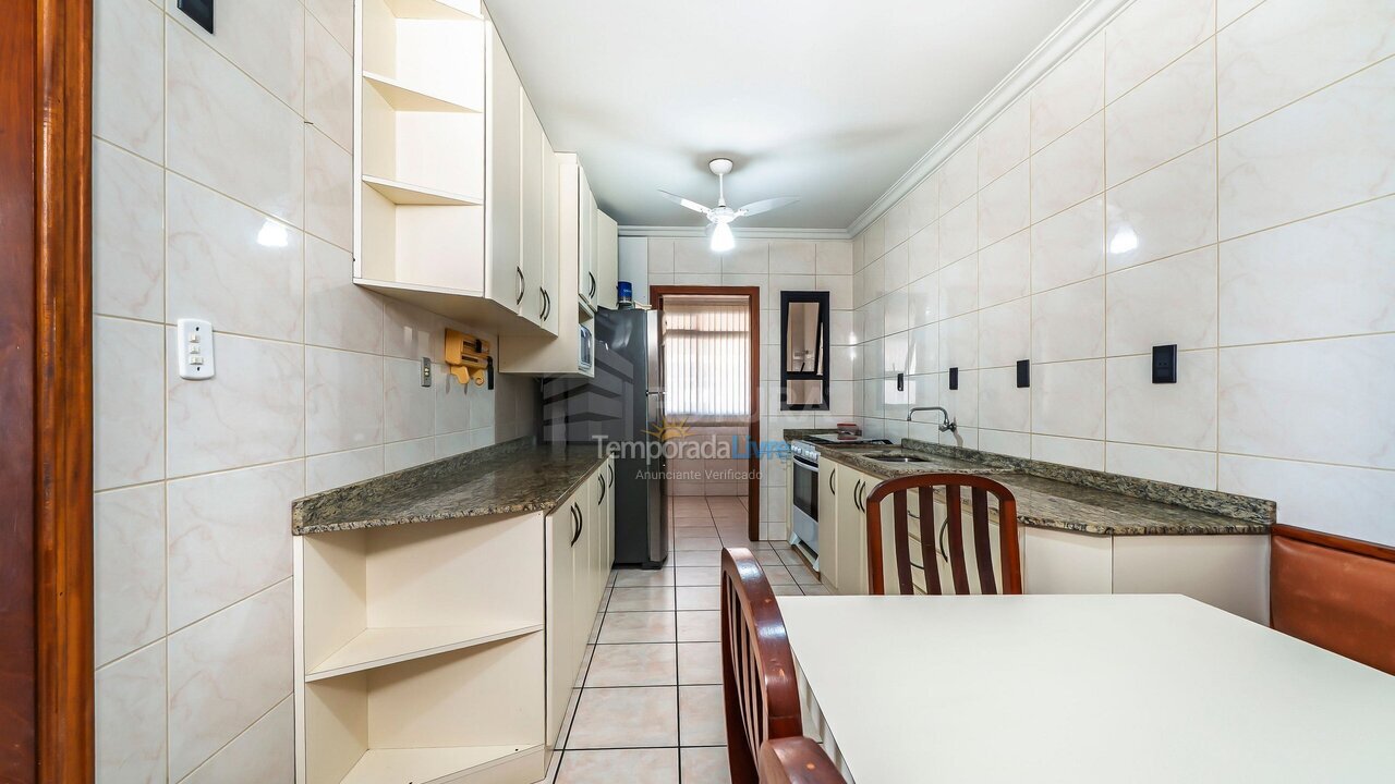 Apartment for vacation rental in Bombinhas (Praia de Bombinhas)