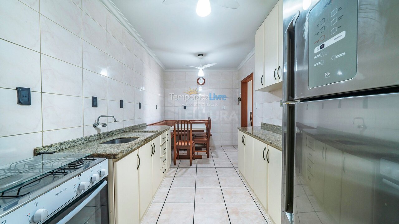 Apartment for vacation rental in Bombinhas (Praia de Bombinhas)