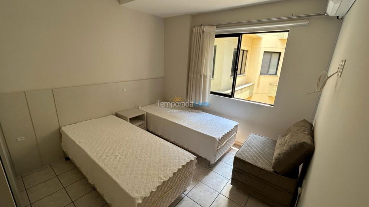 Apartamento para alquiler de vacaciones em Itapema (Centro)