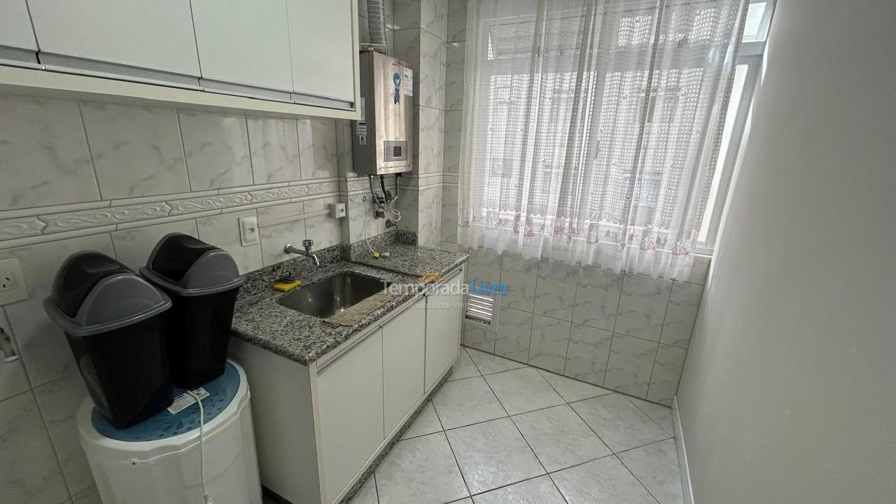 Apartamento para aluguel de temporada em Itapema (Centro)