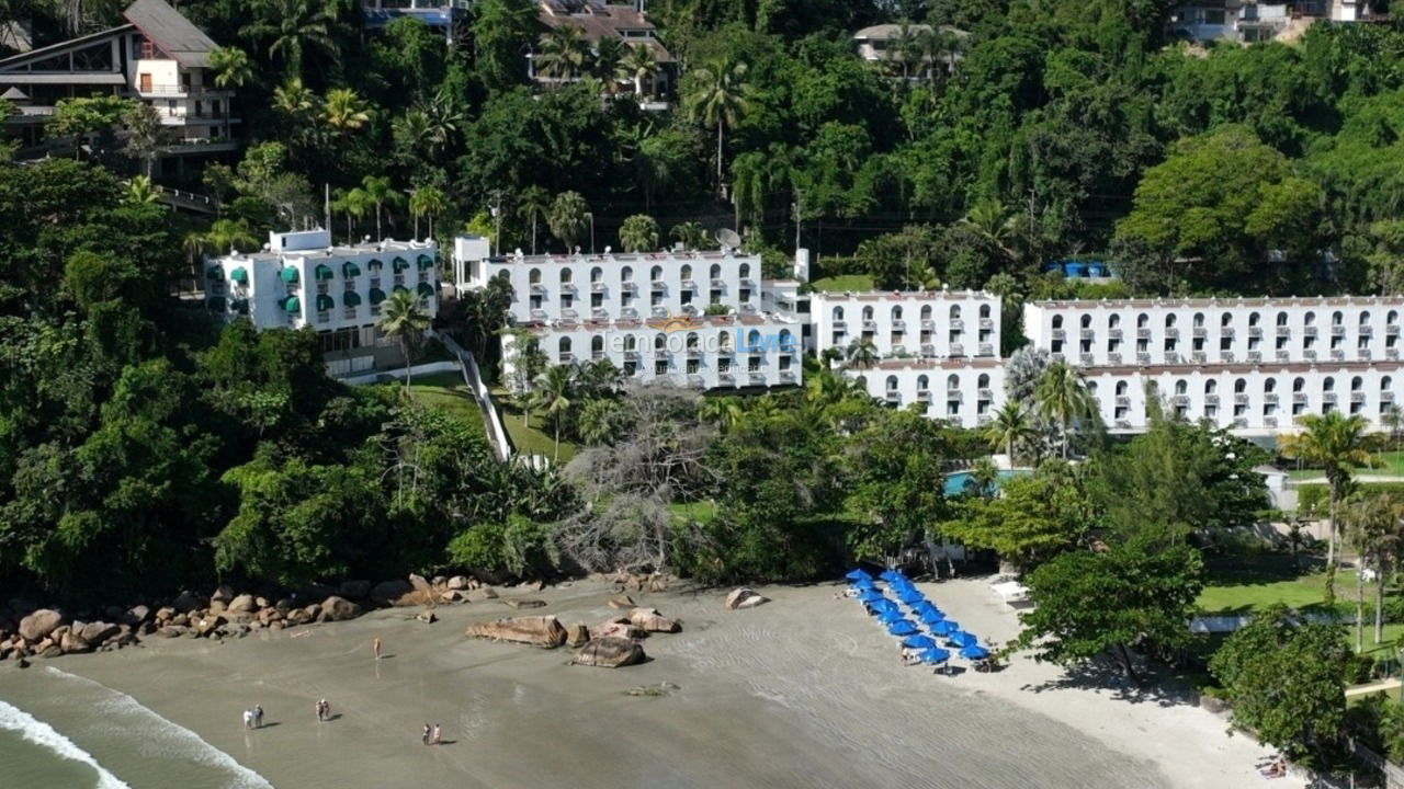 Apartamento para aluguel de temporada em Ubatuba (Praia das Toninhas)