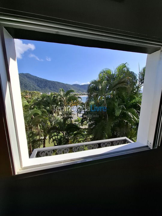 Apartamento para aluguel de temporada em Ubatuba (Praia das Toninhas)