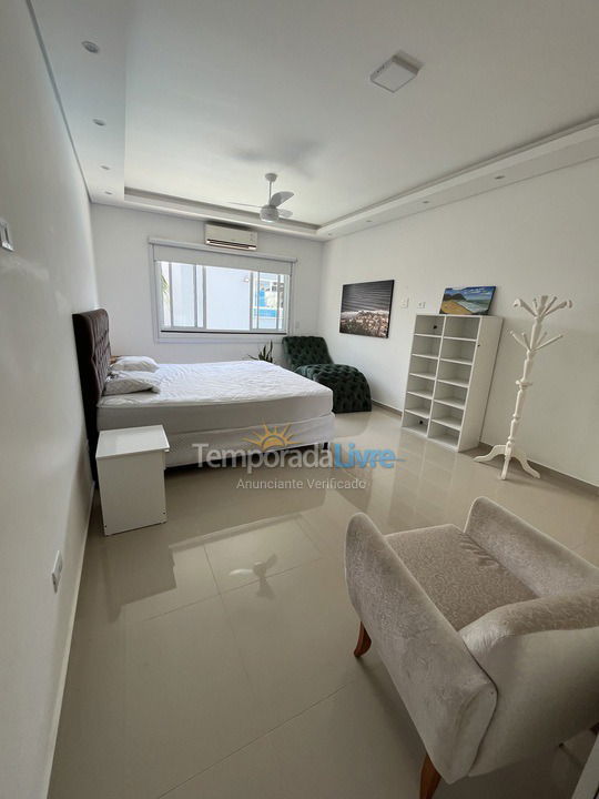 House for vacation rental in Matinhos (Caiobá)