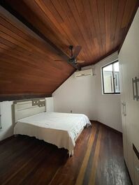 Triplex con vistas al mar