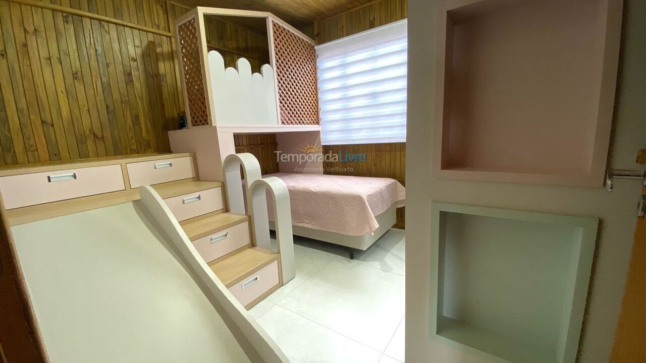 Casa para alquiler de vacaciones em Bombinhas (Praia de Bombinhas)