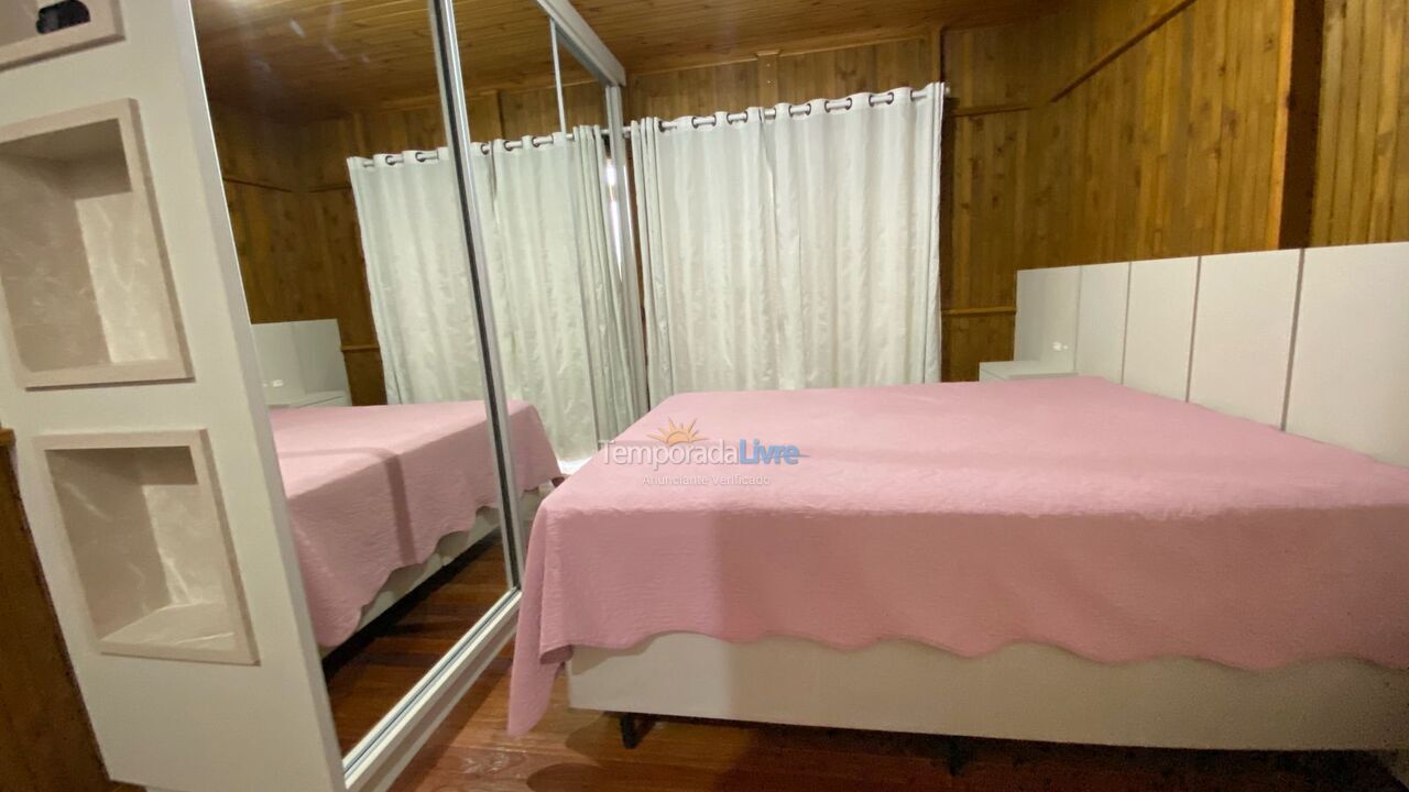 Casa para alquiler de vacaciones em Bombinhas (Praia de Bombinhas)