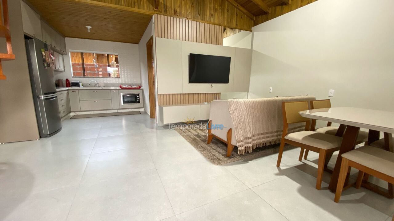 Casa para alquiler de vacaciones em Bombinhas (Praia de Bombinhas)