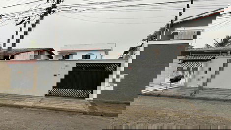 Casa para alugar em Peruíbe - Jardim Ribamar