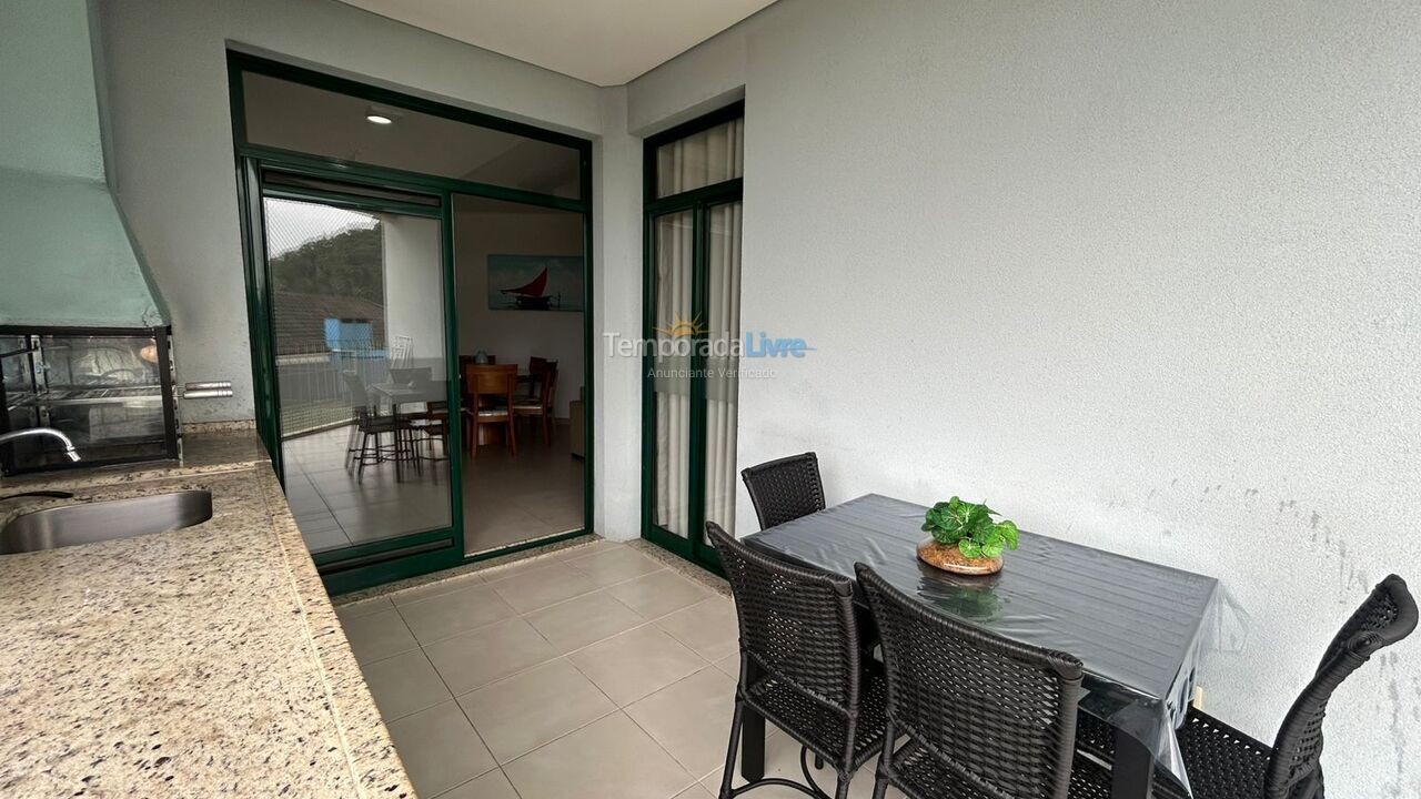 Apartamento para aluguel de temporada em Ubatuba (Praia Grande)