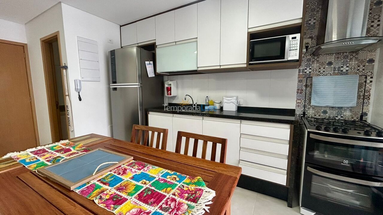 Apartamento para aluguel de temporada em Ubatuba (Praia Grande)