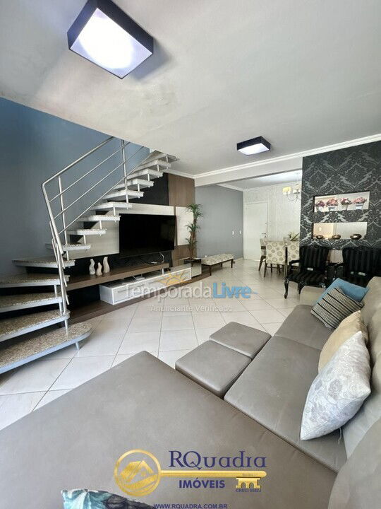 House for vacation rental in Bombinhas (Praia de Bombas)