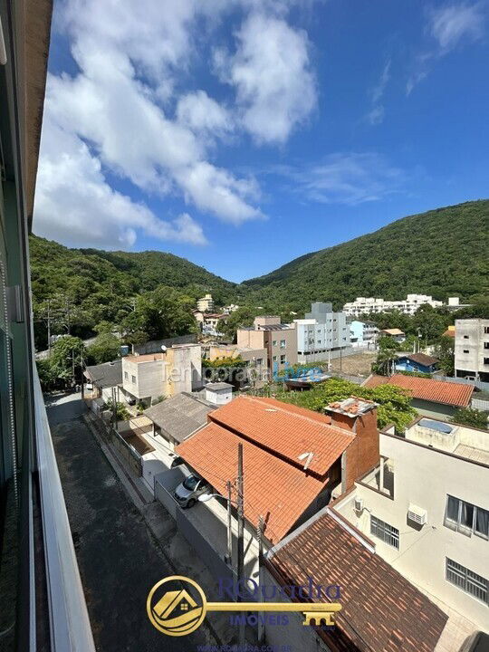 House for vacation rental in Bombinhas (Praia de Bombas)