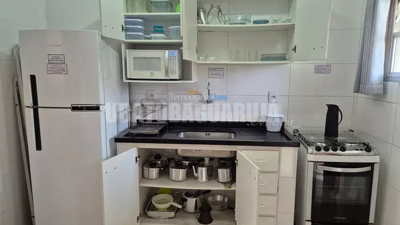 Apartamento para aluguel de temporada em Guarujá (Enseada)