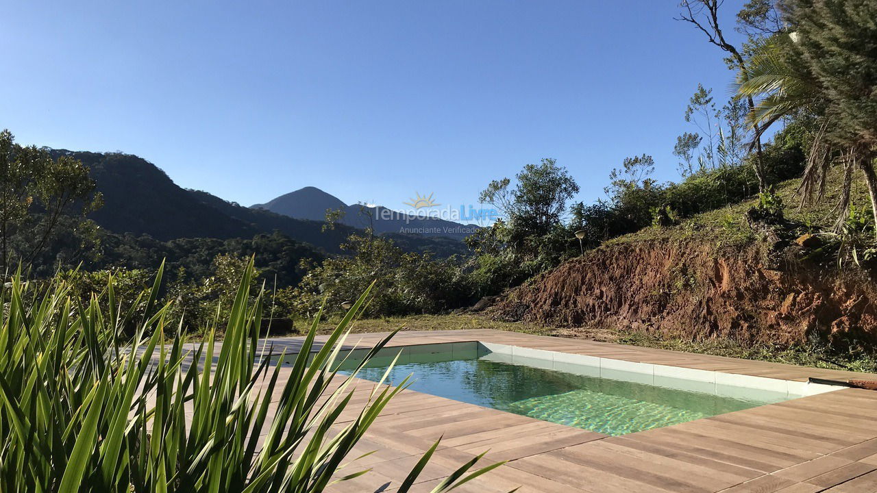 Casa para aluguel de temporada em Nova Friburgo (Macaé de Cima)