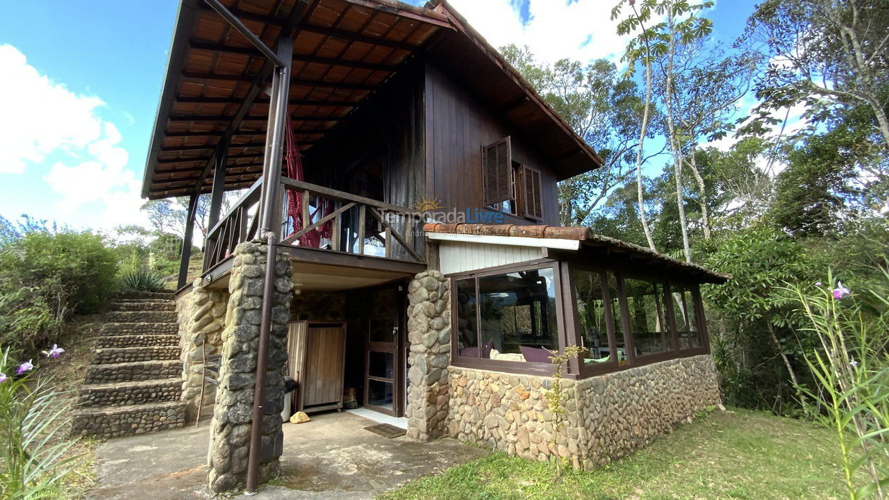 Casa para aluguel de temporada em Nova Friburgo (Macaé de Cima)