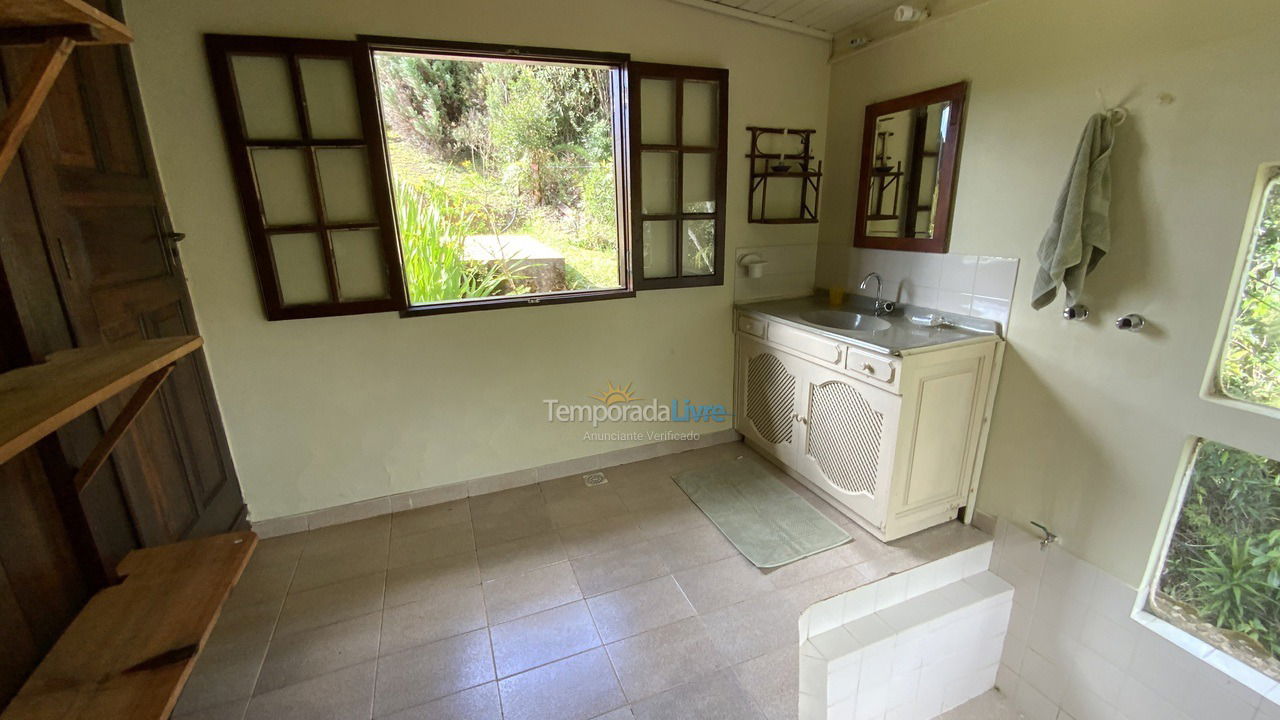 Casa para aluguel de temporada em Nova Friburgo (Macaé de Cima)