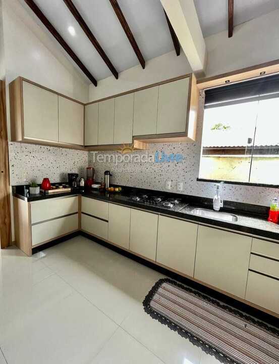 Casa para alquiler de vacaciones em Bombinhas (Mariscal)