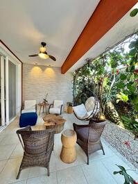 Casa em condomínio na praia de Juquehy CA0314